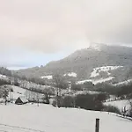 De Montagne Avec Cheminee Saint-Paul-de-Salers