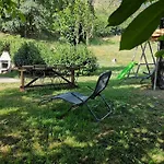 Hébergement de vacances De Montagne Avec Cheminée Saint-Paul-de-Salers