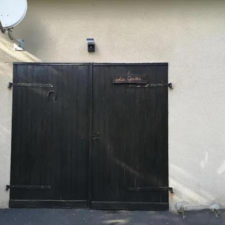 De Montagne Avec Cheminee بيت للعطل *