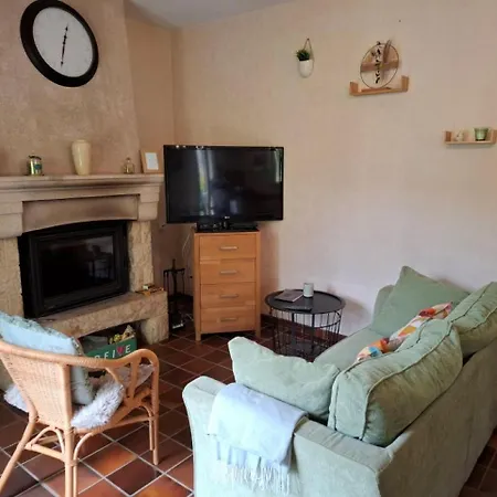 بيت للعطل De Montagne Avec Cheminee *