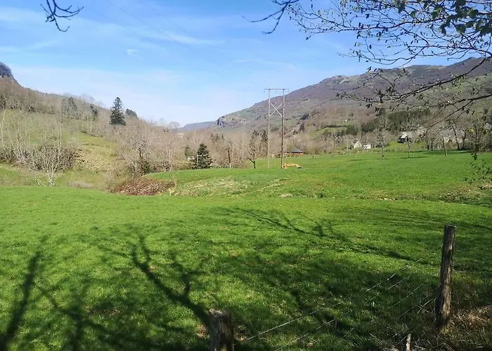 De Montagne Avec Cheminee