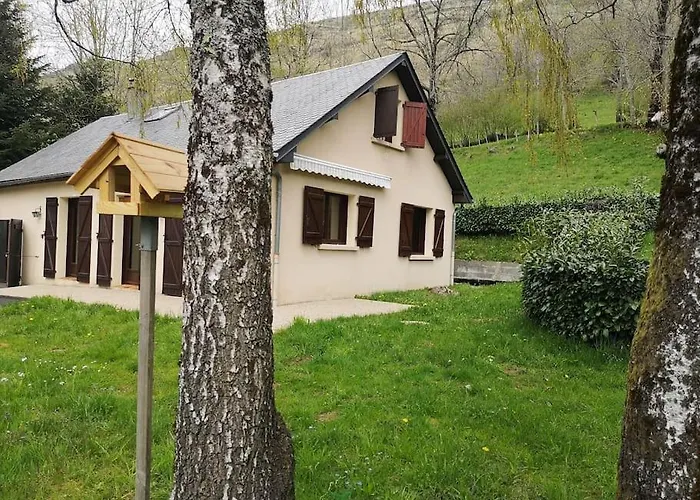 De Montagne Avec Cheminee Holiday home