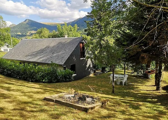 De Montagne Avec Cheminee