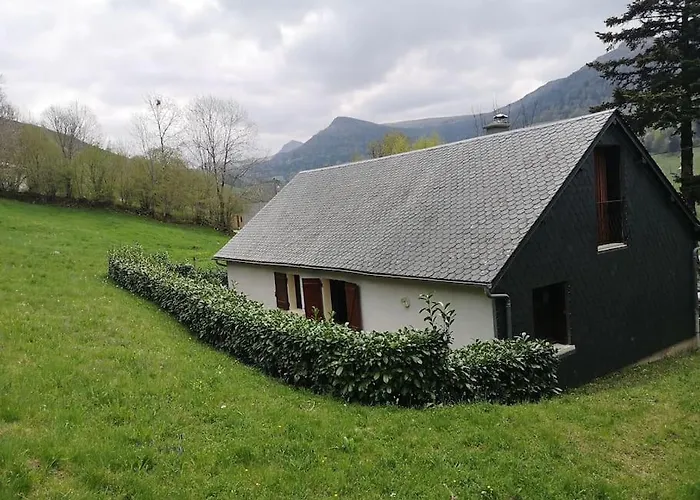 De Montagne Avec Cheminee *