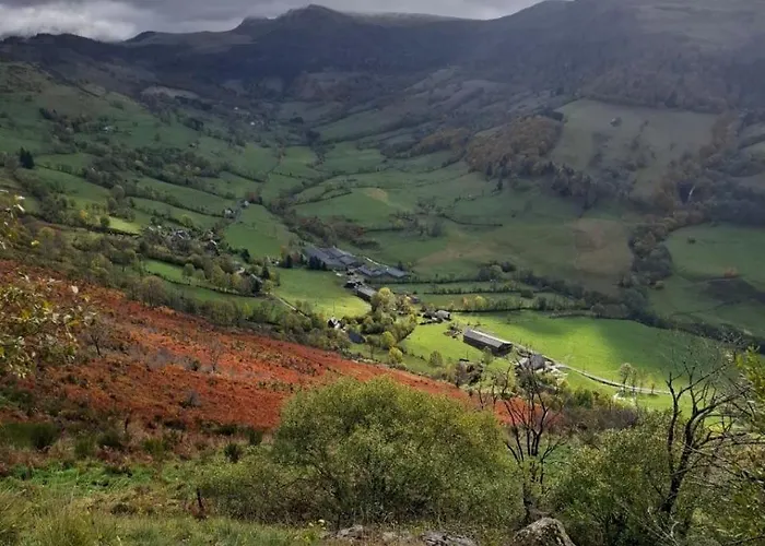 De Montagne Avec Cheminee Holiday home