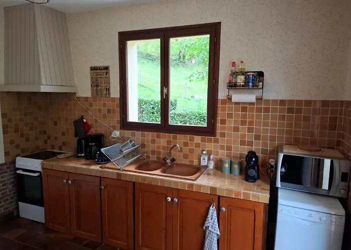 De Montagne Avec Cheminee Holiday home Saint-Paul-de-Salers